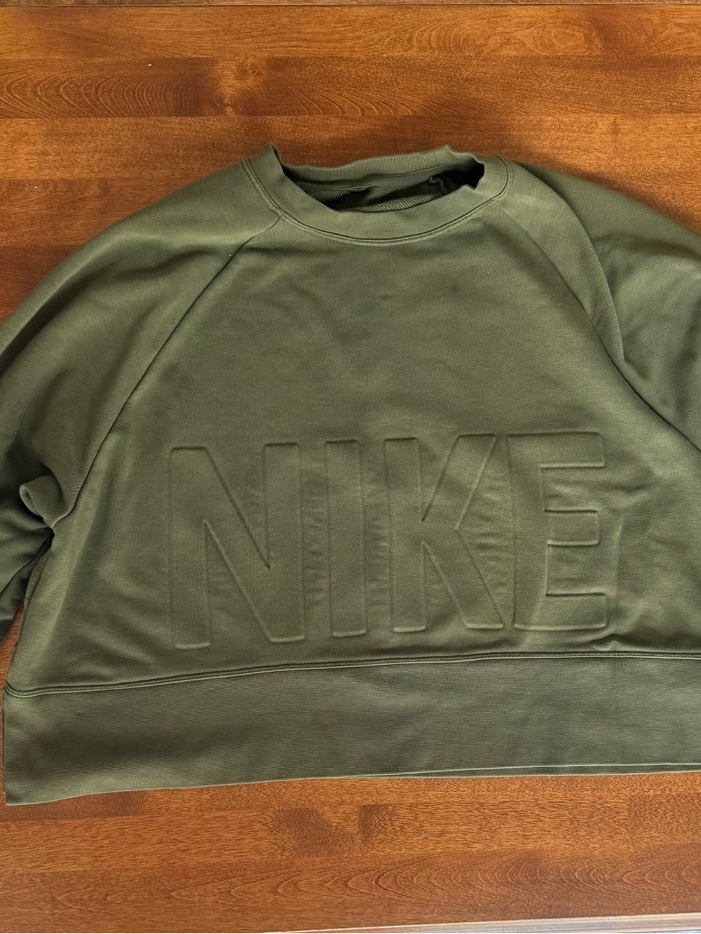 Nike womens Olive Pullover cropped Sweatshirt